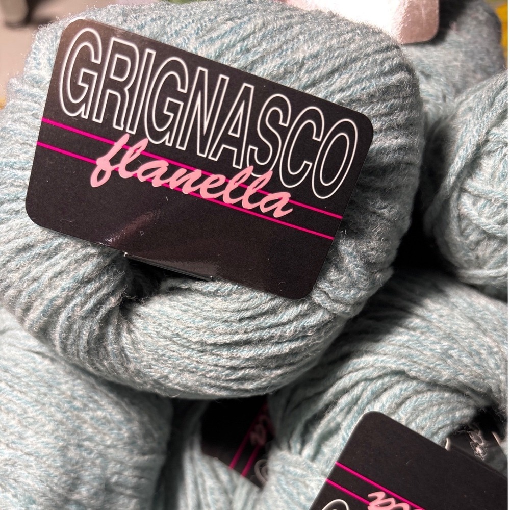Grignasco Flanella Italian Yarn 50g Virgin Wool Blend Light Blue Shade lot of 16